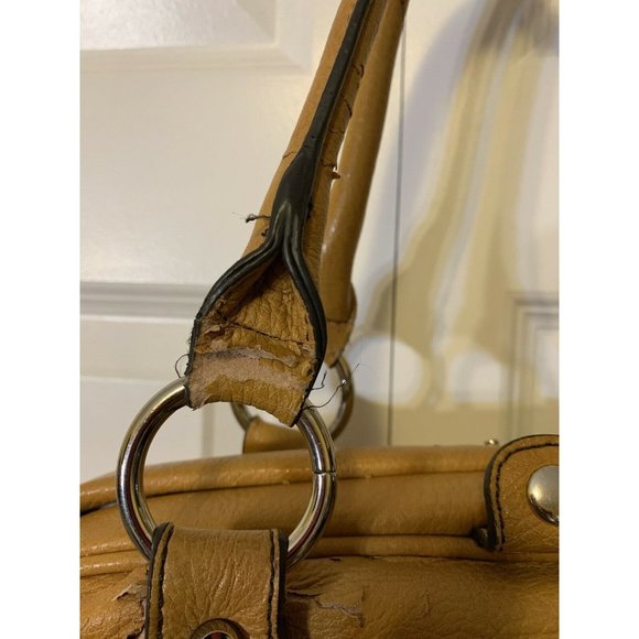 Medium JESSICA SIMPSON Gold Faux Leather Shoulder‎ HANDBAG  Distress - Picture 5 of 9
